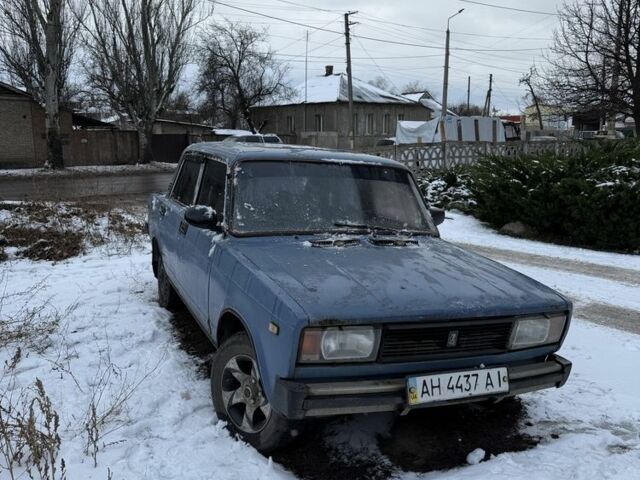 Синий ВАЗ 2105, объемом двигателя 1.5 л и пробегом 200 тыс. км за 300 $, фото 1 на Automoto.ua