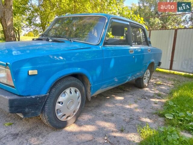Синій ВАЗ 2105, об'ємом двигуна 1.3 л та пробігом 300 тис. км за 550 $, фото 1 на Automoto.ua