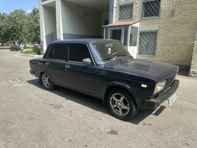 Синий ВАЗ 2105, объемом двигателя 1.5 л и пробегом 300 тыс. км за 653 $, фото 1 на Automoto.ua