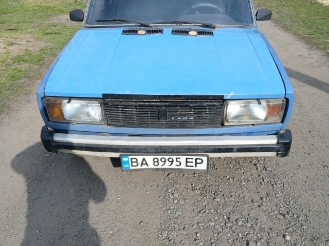 Синий ВАЗ 2105, объемом двигателя 1.2 л и пробегом 555 тыс. км за 407 $, фото 1 на Automoto.ua
