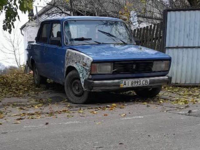 Синий ВАЗ 2105, объемом двигателя 0 л и пробегом 1000 тыс. км за 377 $, фото 1 на Automoto.ua