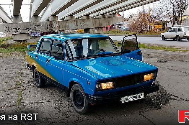 Синий ВАЗ 2105, объемом двигателя 1.5 л и пробегом 0 тыс. км за 430 $, фото 1 на Automoto.ua