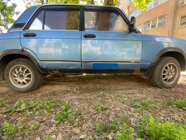Синий ВАЗ 2105, объемом двигателя 1.3 л и пробегом 75 тыс. км за 457 $, фото 1 на Automoto.ua