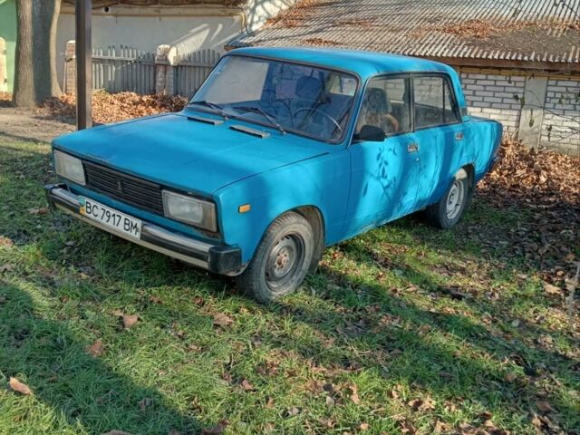 Синий ВАЗ 2105, объемом двигателя 0 л и пробегом 500 тыс. км за 600 $, фото 1 на Automoto.ua