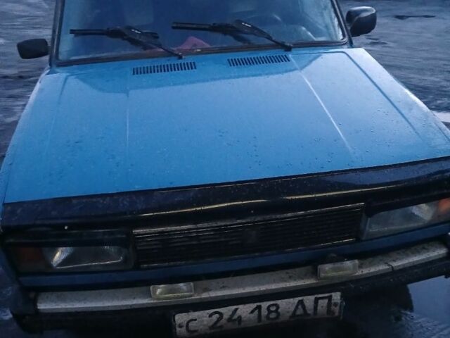 Синий ВАЗ 2105, объемом двигателя 1.5 л и пробегом 150 тыс. км за 450 $, фото 1 на Automoto.ua