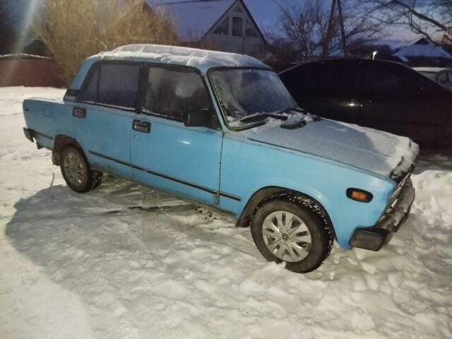 Синий ВАЗ 2105, объемом двигателя 0 л и пробегом 200 тыс. км за 498 $, фото 1 на Automoto.ua