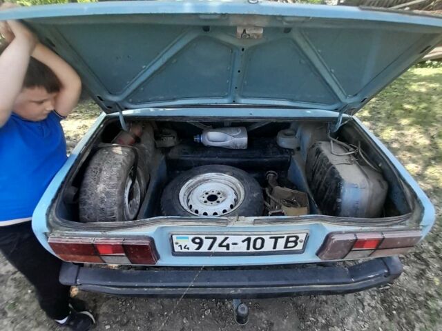 Синий ВАЗ 2105, объемом двигателя 1.5 л и пробегом 152 тыс. км за 400 $, фото 1 на Automoto.ua