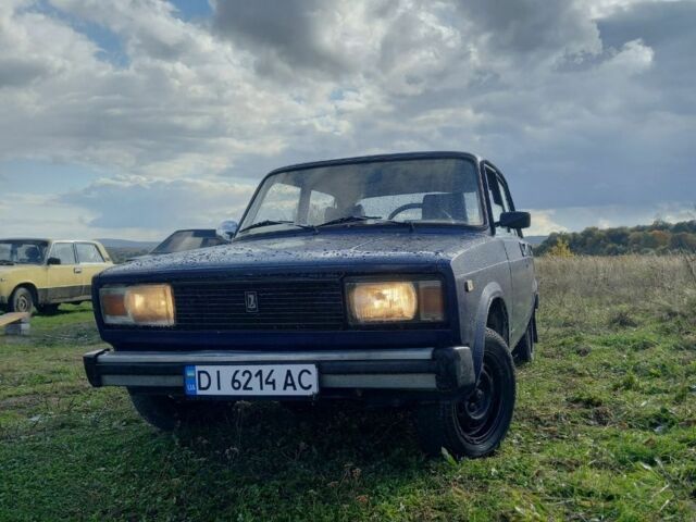 Синий ВАЗ 2105, объемом двигателя 1.2 л и пробегом 101 тыс. км за 568 $, фото 1 на Automoto.ua