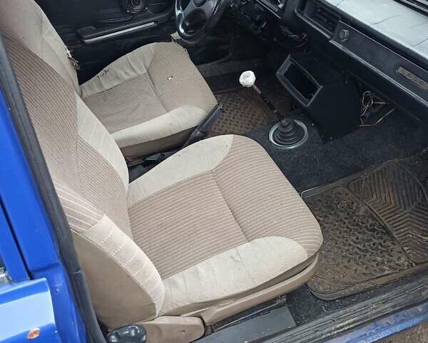 Синий ВАЗ 2105, объемом двигателя 1.3 л и пробегом 290 тыс. км за 400 $, фото 1 на Automoto.ua