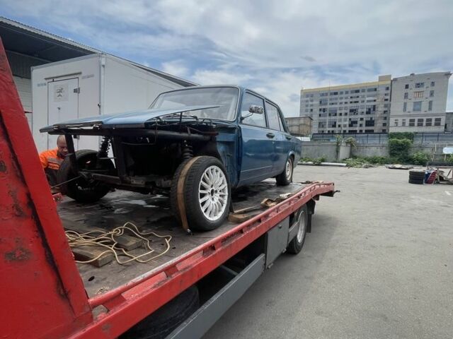 Синий ВАЗ 2105, объемом двигателя 0 л и пробегом 3 тыс. км за 500 $, фото 1 на Automoto.ua