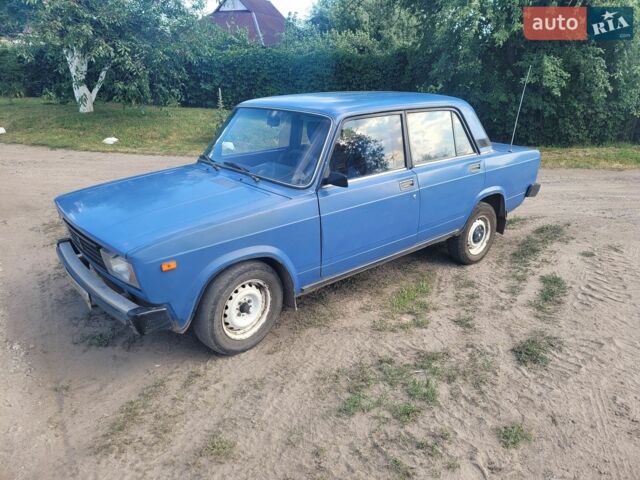 Синий ВАЗ 2105, объемом двигателя 1.3 л и пробегом 170 тыс. км за 500 $, фото 1 на Automoto.ua
