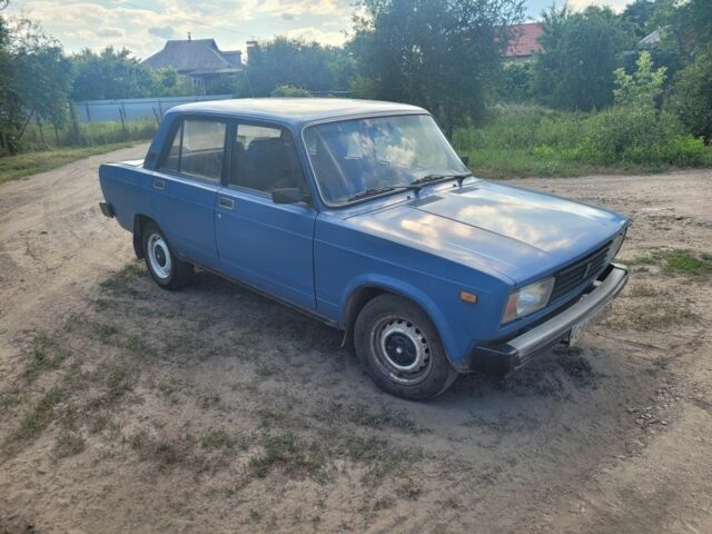 Синий ВАЗ 2105, объемом двигателя 1.3 л и пробегом 170 тыс. км за 593 $, фото 1 на Automoto.ua