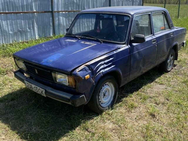 Синий ВАЗ 2105, объемом двигателя 0 л и пробегом 50 тыс. км за 275 $, фото 1 на Automoto.ua
