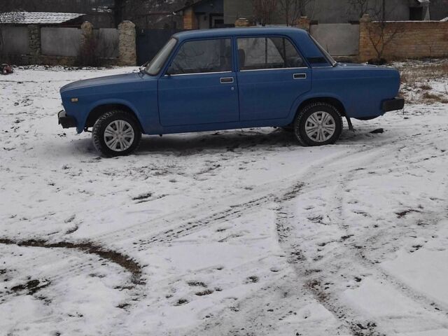 Синий ВАЗ 2105, объемом двигателя 1.3 л и пробегом 91 тыс. км за 1150 $, фото 1 на Automoto.ua