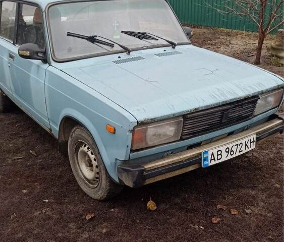 Синий ВАЗ 2105, объемом двигателя 0 л и пробегом 1000 тыс. км за 417 $, фото 1 на Automoto.ua