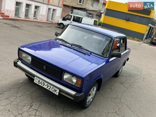 Синій ВАЗ 2105, об'ємом двигуна 1.3 л та пробігом 200 тис. км за 800 $, фото 1 на Automoto.ua