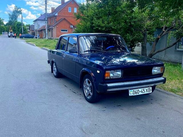 Синий ВАЗ 2105, объемом двигателя 1.5 л и пробегом 50 тыс. км за 700 $, фото 1 на Automoto.ua