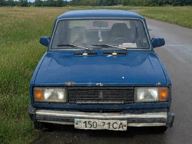 Синий ВАЗ 2105, объемом двигателя 0 л и пробегом 100 тыс. км за 270 $, фото 1 на Automoto.ua