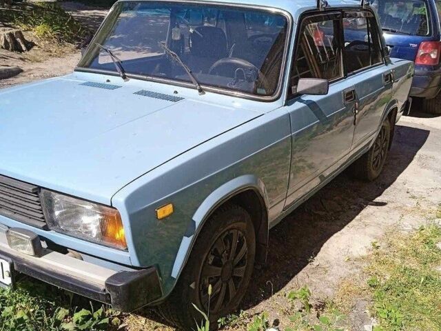Синій ВАЗ 2105, об'ємом двигуна 1.2 л та пробігом 300 тис. км за 900 $, фото 1 на Automoto.ua