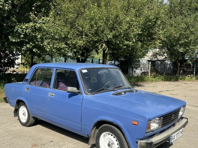 Синий ВАЗ 2105, объемом двигателя 0 л и пробегом 180 тыс. км за 701 $, фото 1 на Automoto.ua