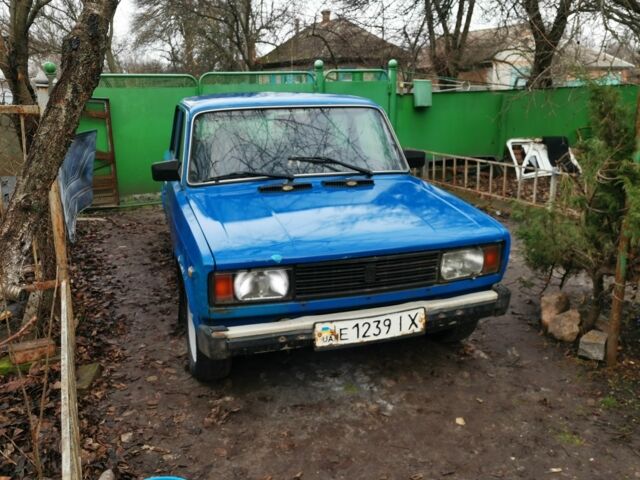 Синий ВАЗ 2105, объемом двигателя 1.5 л и пробегом 200 тыс. км за 450 $, фото 1 на Automoto.ua