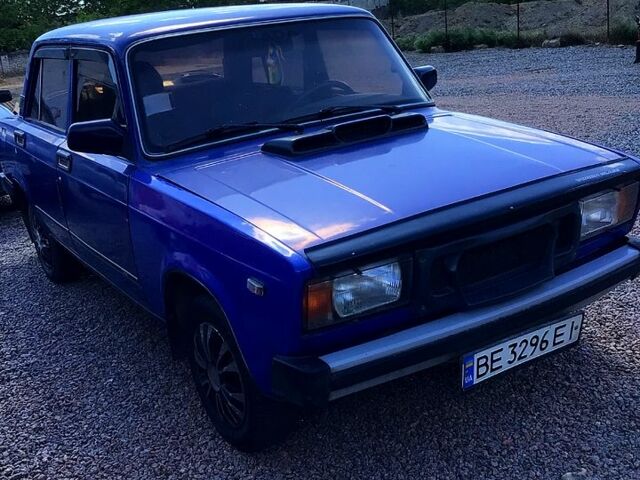Синий ВАЗ 2105, объемом двигателя 1.5 л и пробегом 150 тыс. км за 850 $, фото 1 на Automoto.ua