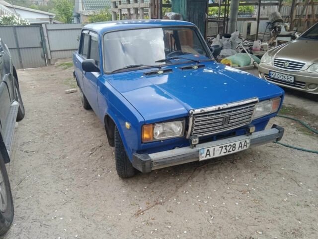 Синий ВАЗ 2105, объемом двигателя 1.5 л и пробегом 60 тыс. км за 850 $, фото 1 на Automoto.ua