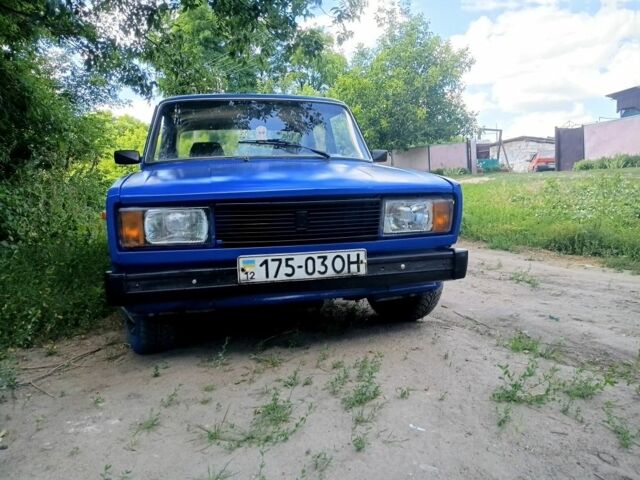 Синий ВАЗ 2105, объемом двигателя 0 л и пробегом 250 тыс. км за 899 $, фото 1 на Automoto.ua
