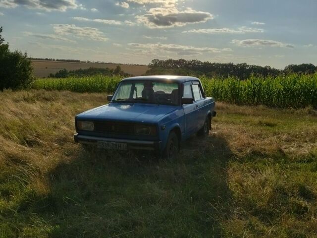 Синий ВАЗ 2105, объемом двигателя 1 л и пробегом 2 тыс. км за 437 $, фото 1 на Automoto.ua