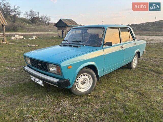 Синий ВАЗ 2105, объемом двигателя 1.2 л и пробегом 110 тыс. км за 1001 $, фото 1 на Automoto.ua