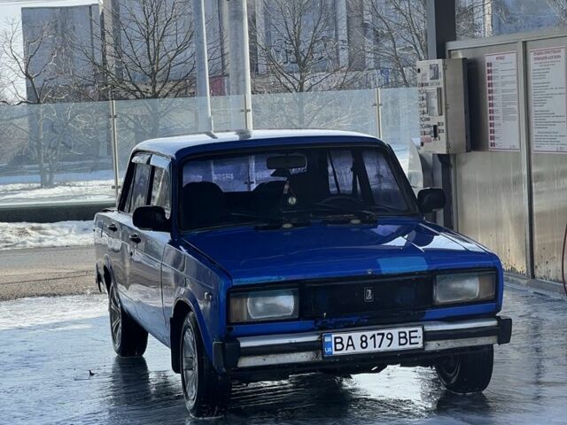 Синий ВАЗ 2105, объемом двигателя 1.5 л и пробегом 590 тыс. км за 650 $, фото 1 на Automoto.ua