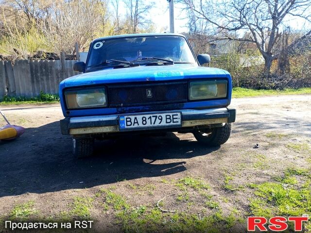 Синій ВАЗ 2105, об'ємом двигуна 1.5 л та пробігом 100 тис. км за 700 $, фото 1 на Automoto.ua