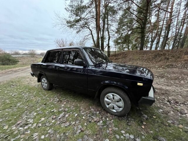 Синий ВАЗ 2105, объемом двигателя 2 л и пробегом 45 тыс. км за 1100 $, фото 1 на Automoto.ua