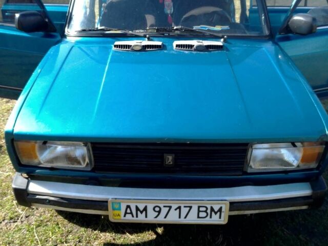 Синий ВАЗ 2105, объемом двигателя 1.5 л и пробегом 100 тыс. км за 950 $, фото 1 на Automoto.ua
