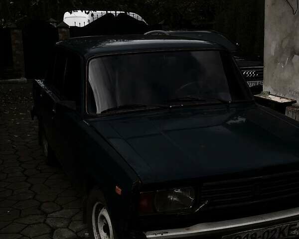 Синий ВАЗ 2105, объемом двигателя 1.5 л и пробегом 200 тыс. км за 598 $, фото 1 на Automoto.ua