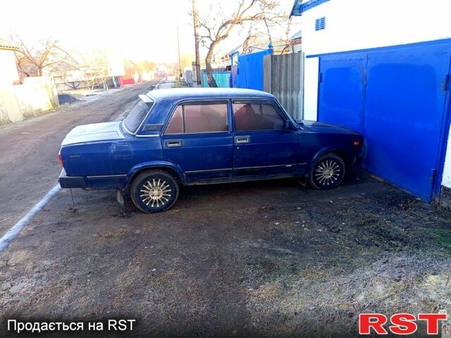 Синій ВАЗ 2105, об'ємом двигуна 1.5 л та пробігом 63 тис. км за 950 $, фото 1 на Automoto.ua