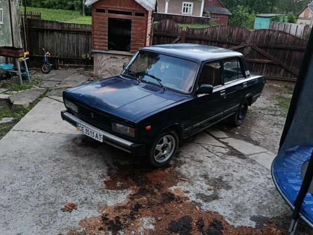 Синий ВАЗ 2105, объемом двигателя 0 л и пробегом 500 тыс. км за 400 $, фото 1 на Automoto.ua