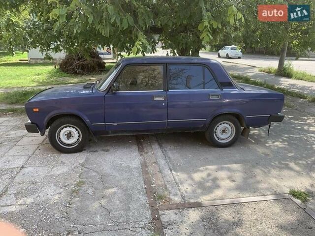 Синий ВАЗ 2105, объемом двигателя 1.5 л и пробегом 77 тыс. км за 600 $, фото 1 на Automoto.ua