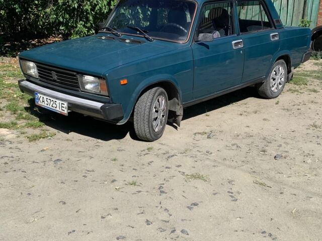 Синий ВАЗ 2105, объемом двигателя 1.5 л и пробегом 156 тыс. км за 1200 $, фото 1 на Automoto.ua