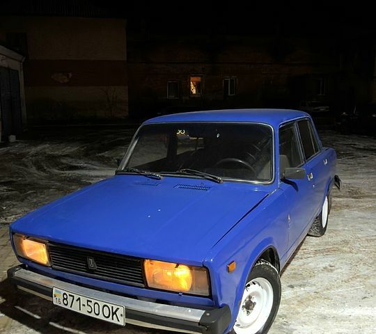 Синій ВАЗ 2105, об'ємом двигуна 1.6 л та пробігом 99 тис. км за 750 $, фото 1 на Automoto.ua