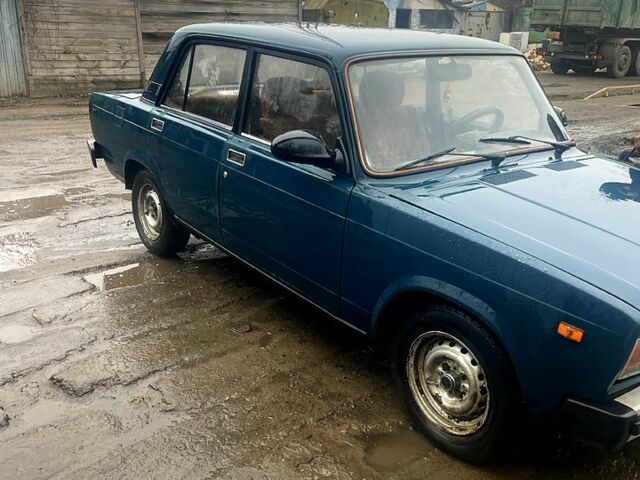 Синій ВАЗ 2105, об'ємом двигуна 1.5 л та пробігом 111 тис. км за 750 $, фото 1 на Automoto.ua