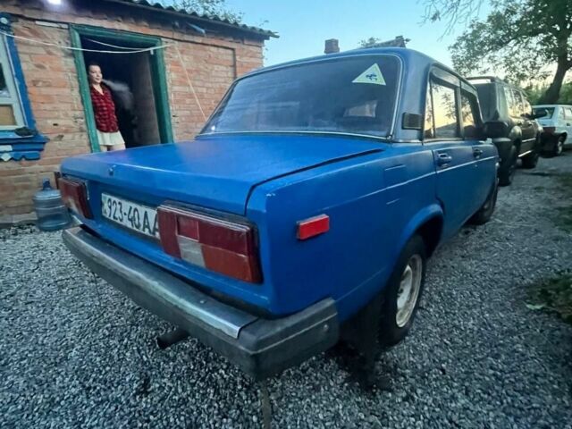 Синий ВАЗ 2105, объемом двигателя 1.3 л и пробегом 200 тыс. км за 671 $, фото 1 на Automoto.ua