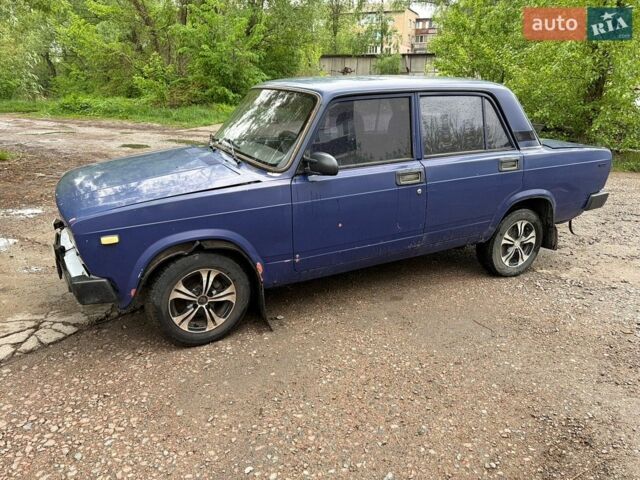 Синій ВАЗ 2105, об'ємом двигуна 1.45 л та пробігом 200 тис. км за 500 $, фото 1 на Automoto.ua