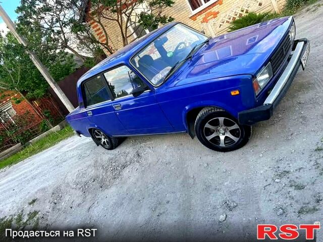 Синий ВАЗ 2105, объемом двигателя 1.5 л и пробегом 55 тыс. км за 1000 $, фото 1 на Automoto.ua
