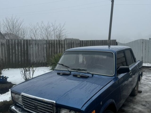 Синий ВАЗ 2105, объемом двигателя 0 л и пробегом 300 тыс. км за 800 $, фото 1 на Automoto.ua
