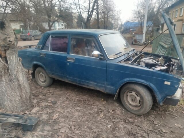 Синий ВАЗ 2105, объемом двигателя 1.5 л и пробегом 1 тыс. км за 656 $, фото 1 на Automoto.ua