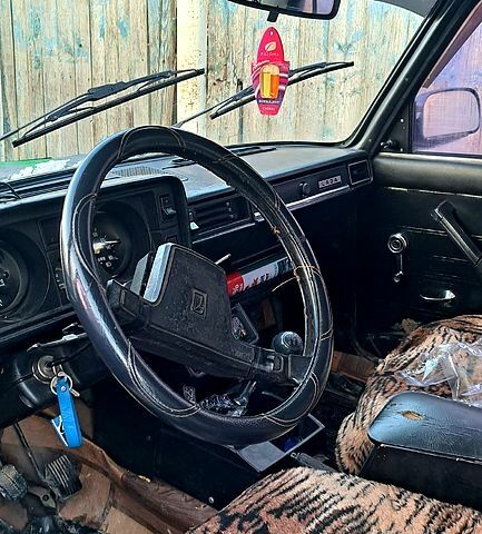 Зелений ВАЗ 2105, об'ємом двигуна 1.6 л та пробігом 215 тис. км за 950 $, фото 1 на Automoto.ua