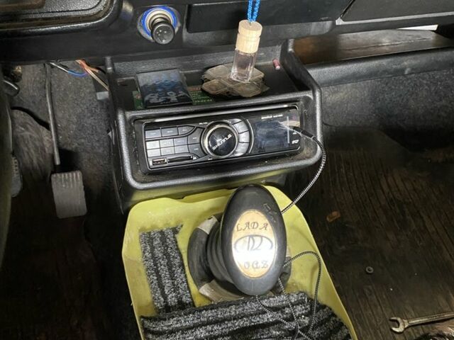 Зеленый ВАЗ 2105, объемом двигателя 1.3 л и пробегом 3 тыс. км за 387 $, фото 1 на Automoto.ua