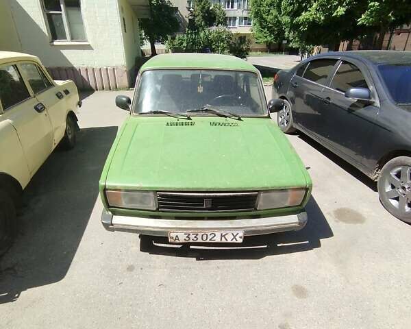 Зеленый ВАЗ 2105, объемом двигателя 1.5 л и пробегом 100 тыс. км за 650 $, фото 1 на Automoto.ua