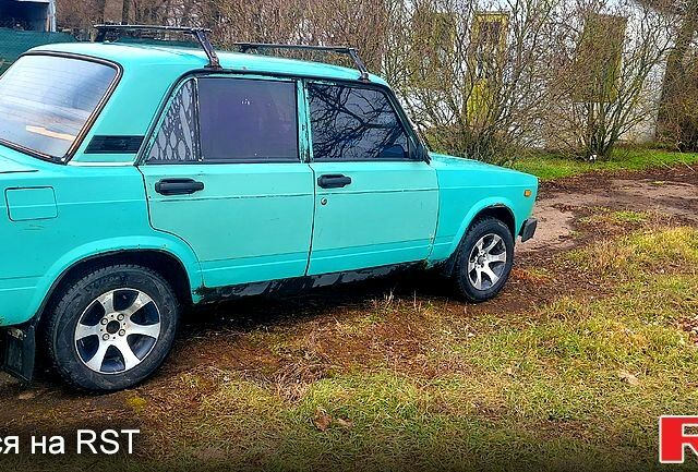 Зеленый ВАЗ 2105, объемом двигателя 1.3 л и пробегом 0 тыс. км за 750 $, фото 1 на Automoto.ua